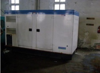 常山康明斯150kw大型柴油二手发电机组